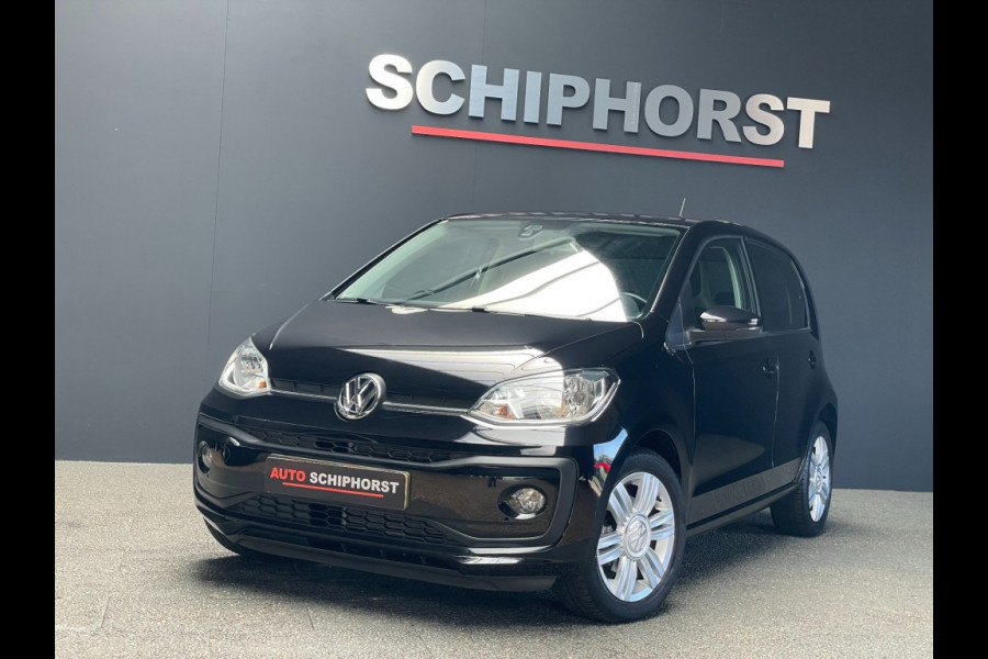 Volkswagen up! 1.0 BMT High-up 16920 km pdc cruise control 5 drs