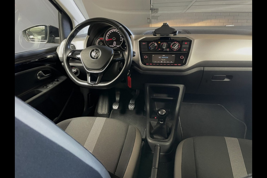 Volkswagen up! 1.0 BMT High-up 16920 km pdc cruise control 5 drs
