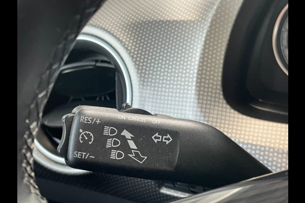 Volkswagen up! 1.0 BMT High-up 16920 km pdc cruise control 5 drs