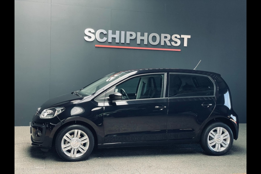 Volkswagen up! 1.0 BMT High-up 16920 km pdc cruise control 5 drs