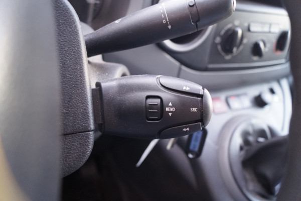 Peugeot Partner 1.6 BlueHDi 75pk Premium -AIRCO-TREKHAAK-