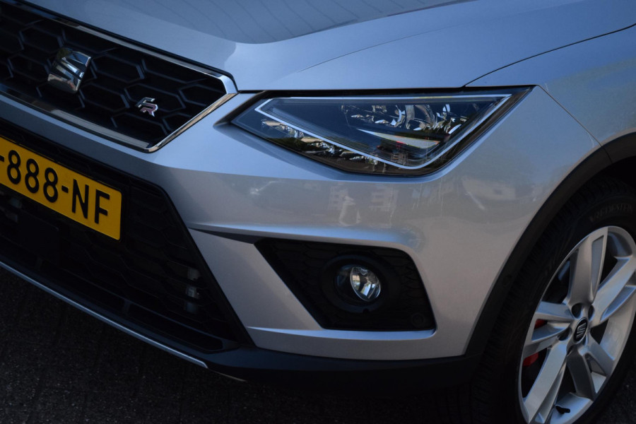 Seat Arona 1.0 TSI Xcellence Bus. Intense|Virtual|Trekhaak|