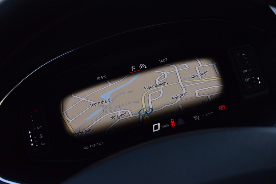 Seat Arona 1.0 TSI Xcellence Bus. Intense|Virtual|Trekhaak|