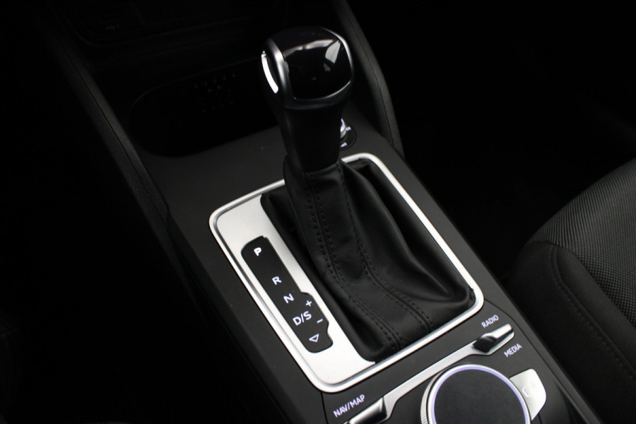 Audi Q2 35 TFSI S Edition