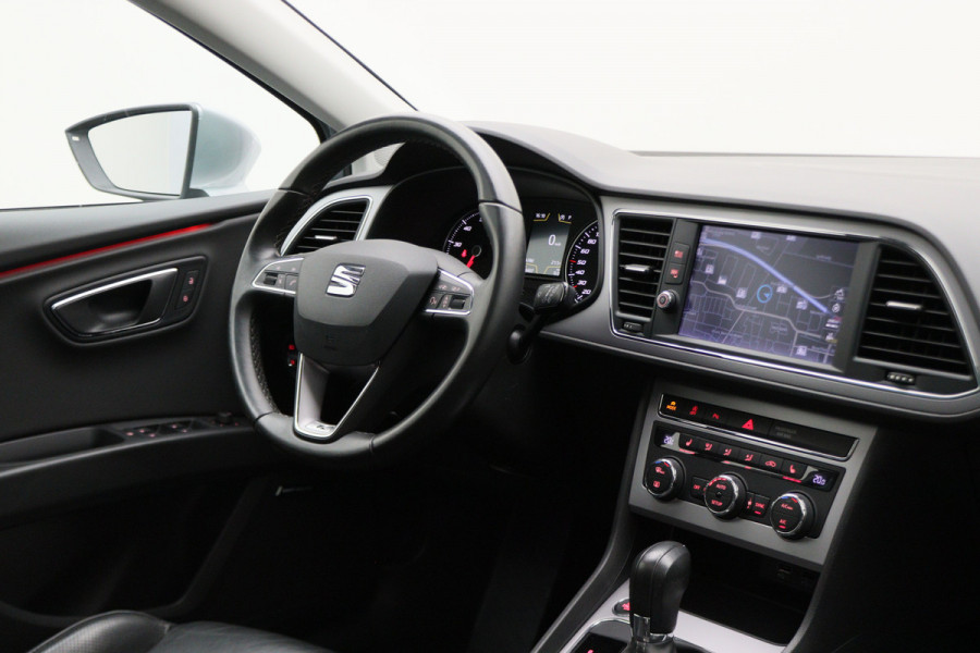 Seat León ST 1.8 TSI Xcellence Automaat Panoramadak, Leer, Apple Carplay, ACC, Camera, LED, Climate