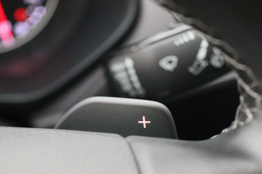 Seat León ST 1.8 TSI Xcellence Automaat Panoramadak, Leer, Apple Carplay, ACC, Camera, LED, Climate