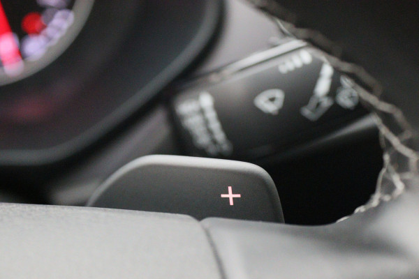 Seat León ST 1.8 TSI Xcellence Automaat Panoramadak, Leer, Apple Carplay, ACC, Camera, LED, Climate