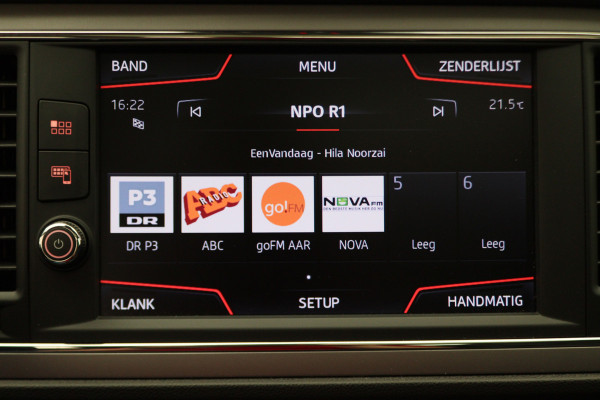 Seat León ST 1.8 TSI Xcellence Automaat Panoramadak, Leer, Apple Carplay, ACC, Camera, LED, Climate