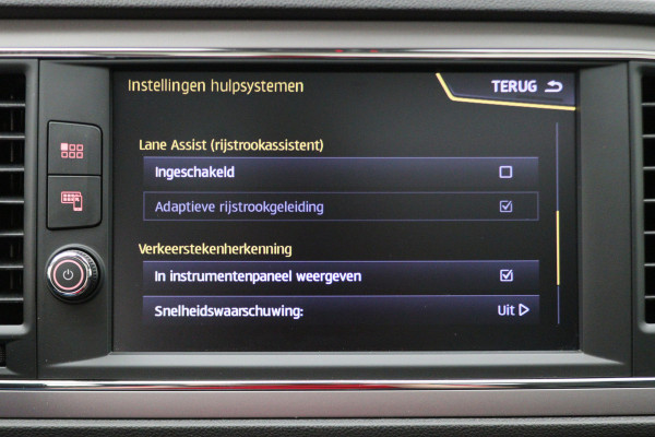 Seat León ST 1.8 TSI Xcellence Automaat Panoramadak, Leer, Apple Carplay, ACC, Camera, LED, Climate
