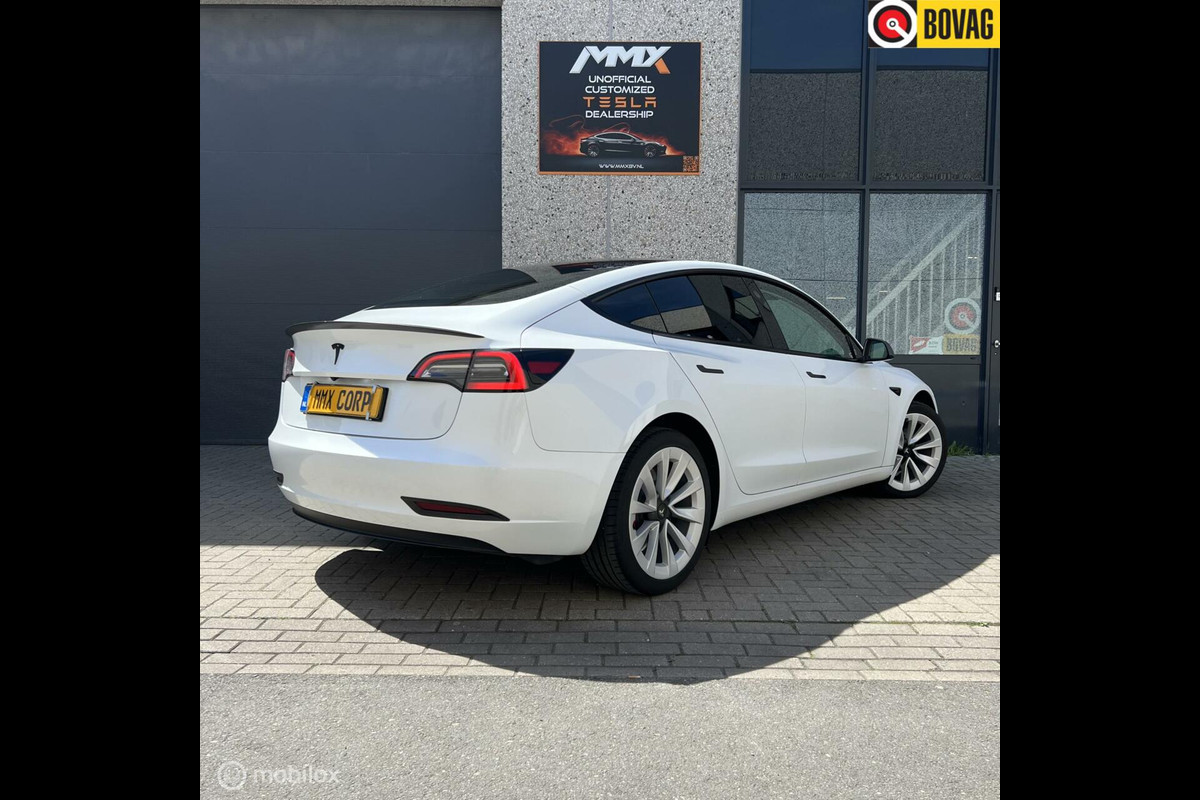 Tesla Model 3 SR+ MiC Tesla Model 3 SR+ MiC