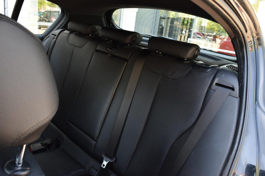BMW 1-serie 118i High Executive|Leer|