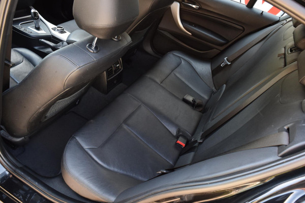 BMW 1-serie 118i High Executive|Leer|