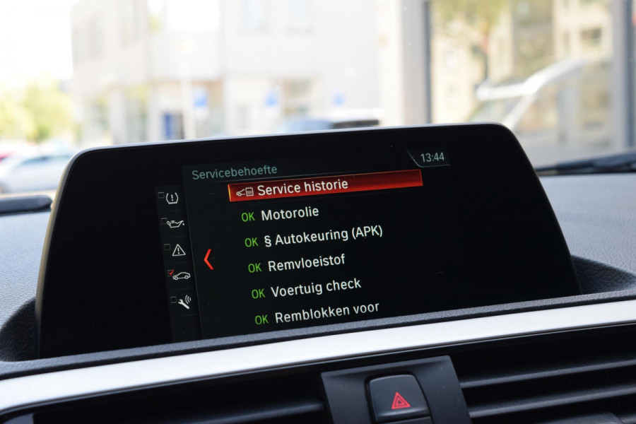 BMW 1-serie 118i High Executive|Leer|
