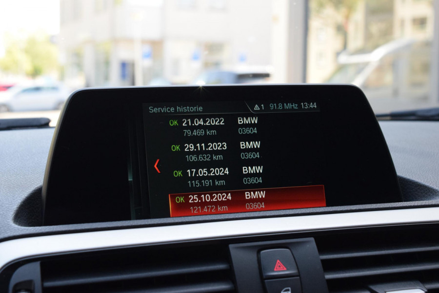 BMW 1-serie 118i High Executive|Leer|
