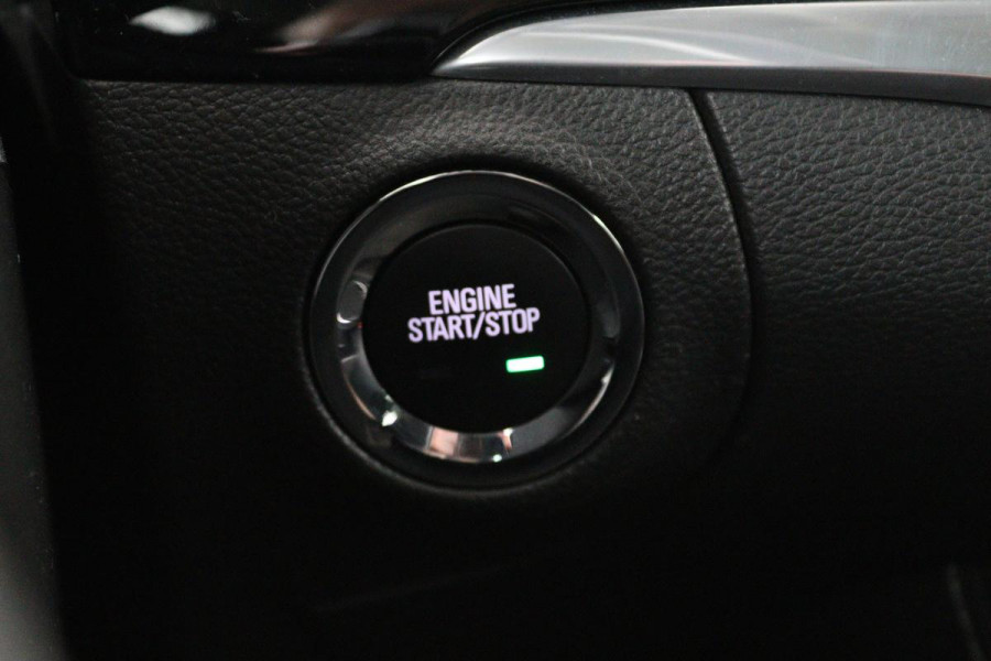 Opel Astra 1.4 Turbo Innovation | Stoel & stuurverwarming | Camera | Carplay | Matrix LED | Trekhaak | Comfortstoelen | Keyless | Navigatie