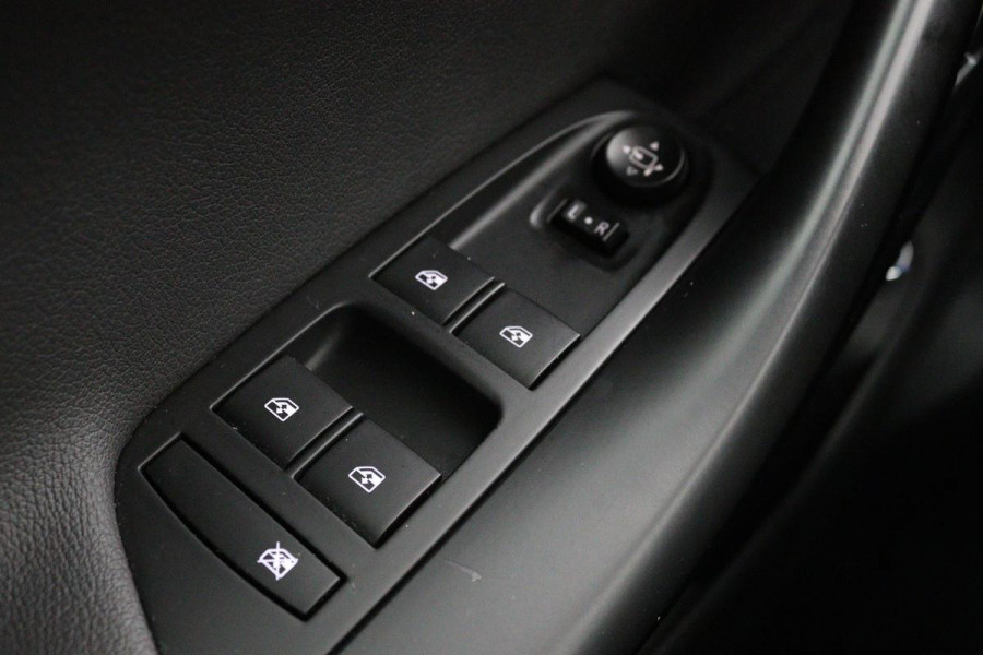Opel Astra 1.4 Turbo Innovation | Stoel & stuurverwarming | Camera | Carplay | Matrix LED | Trekhaak | Comfortstoelen | Keyless | Navigatie