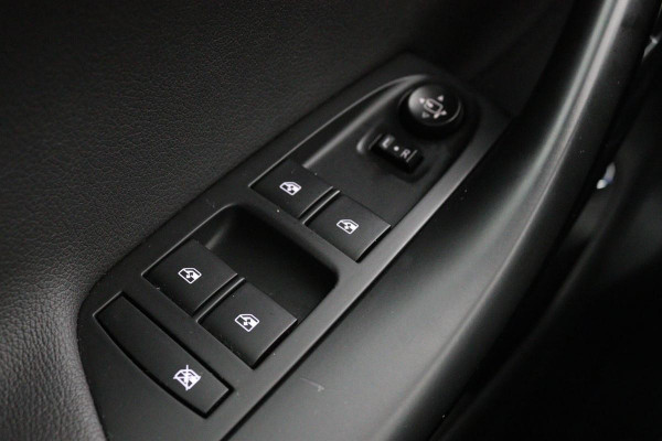 Opel Astra 1.4 Turbo Innovation | Stoel & stuurverwarming | Camera | Carplay | Matrix LED | Trekhaak | Comfortstoelen | Keyless | Navigatie
