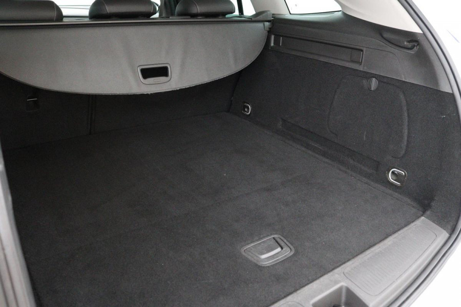 Opel Astra 1.4 Turbo Innovation | Stoel & stuurverwarming | Camera | Carplay | Matrix LED | Trekhaak | Comfortstoelen | Keyless | Navigatie