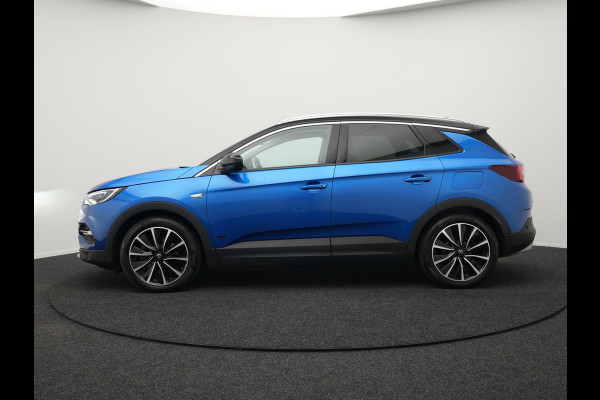 Opel Grandland X 1.6 Turbo Hybrid4 Ultimate Plug In Hybrid 300pk PHEV | Lederen Sportstoelen Memory & Ventilatie | L.M. 19" | Trekhaak Afneembaar | Navigatie | Apple Carplay | 360 Camera | DAB | Climate Control |