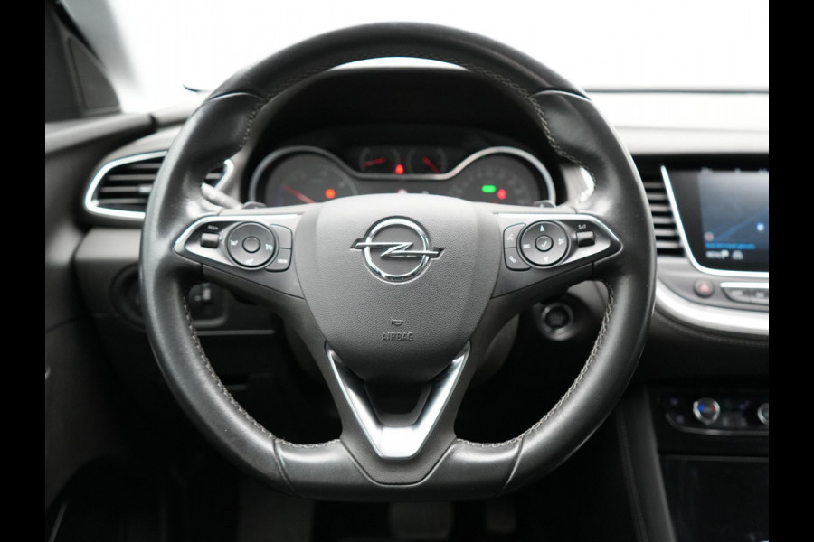 Opel Grandland X 1.6 Turbo Hybrid4 Ultimate Plug In Hybrid 300pk PHEV | Lederen Sportstoelen Memory & Ventilatie | L.M. 19" | Trekhaak Afneembaar | Navigatie | Apple Carplay | 360 Camera | DAB | Climate Control |