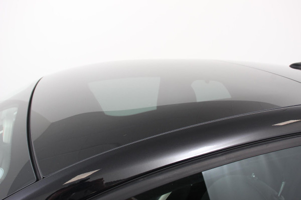 Fiat 500 1.2 Star | Lederen Bekleding | Navigatie | Panorama dak | Climate Control | Parkeer Sensoren | Lichtmetalen Velgen