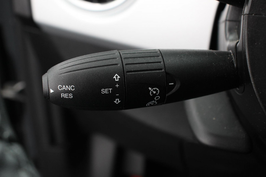 Fiat 500 1.0 69pk Hybrid Connect Fiat 500 1.0 69pk  Hybrid Connect | Navigatie | Apple Carplay/Android Auto | Cruise Control | Mistlampen | Bluetooth