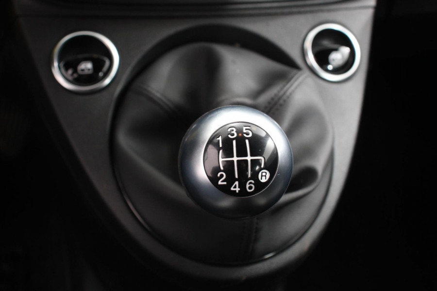 Fiat 500 1.0 69pk Hybrid Connect Fiat 500 1.0 69pk  Hybrid Connect | Navigatie | Apple Carplay/Android Auto | Cruise Control | Mistlampen | Bluetooth