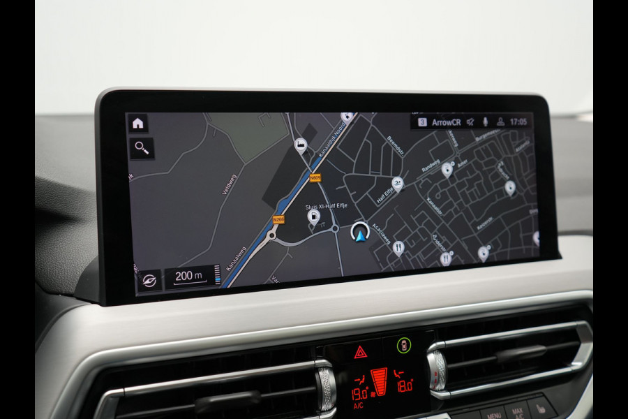 BMW X3 xDrive30e Executive Plug In Hybrid Facelift Dealer O.H. PHEV | Nieuw Model | Panodak | Lederen Sportstoelen | Head Up | Laser LED | Navigatie Groot | Virtual | Apple Carplay | Camera | DAB | Sfeerverlichting | L.M. 19" |
