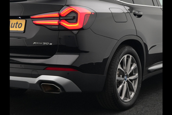 BMW X3 xDrive30e Executive Plug In Hybrid Facelift Dealer O.H. PHEV | Nieuw Model | Panodak | Lederen Sportstoelen | Head Up | Laser LED | Navigatie Groot | Virtual | Apple Carplay | Camera | DAB | Sfeerverlichting | L.M. 19" |