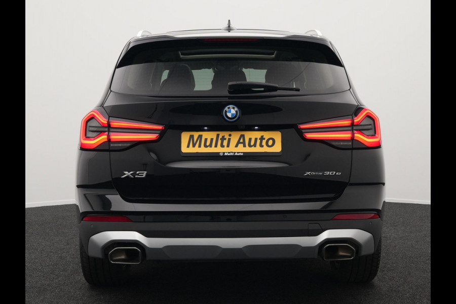 BMW X3 xDrive30e Executive Plug In Hybrid Facelift Dealer O.H. PHEV | Nieuw Model | Panodak | Lederen Sportstoelen | Head Up | Laser LED | Navigatie Groot | Virtual | Apple Carplay | Camera | DAB | Sfeerverlichting | L.M. 19" |