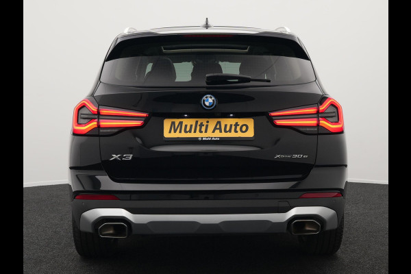BMW X3 xDrive30e Executive Plug In Hybrid Facelift Dealer O.H. PHEV | Nieuw Model | Panodak | Lederen Sportstoelen | Head Up | Laser LED | Navigatie Groot | Virtual | Apple Carplay | Camera | DAB | Sfeerverlichting | L.M. 19" |