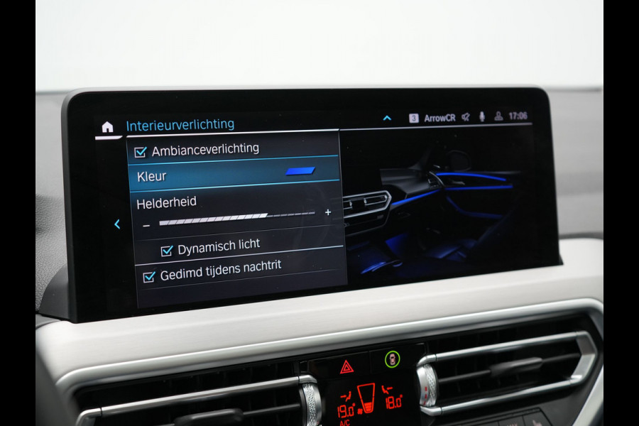 BMW X3 xDrive30e Executive Plug In Hybrid Facelift Dealer O.H. PHEV | Nieuw Model | Panodak | Lederen Sportstoelen | Head Up | Laser LED | Navigatie Groot | Virtual | Apple Carplay | Camera | DAB | Sfeerverlichting | L.M. 19" |
