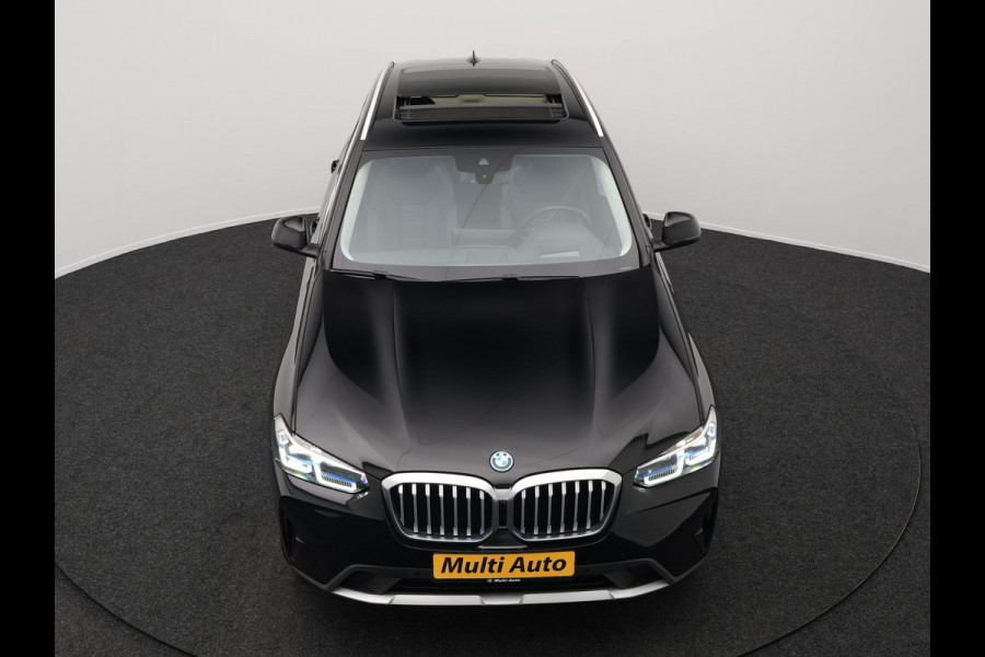 BMW X3 xDrive30e Executive Plug In Hybrid Facelift Dealer O.H. PHEV | Nieuw Model | Panodak | Lederen Sportstoelen | Head Up | Laser LED | Navigatie Groot | Virtual | Apple Carplay | Camera | DAB | Sfeerverlichting | L.M. 19" |