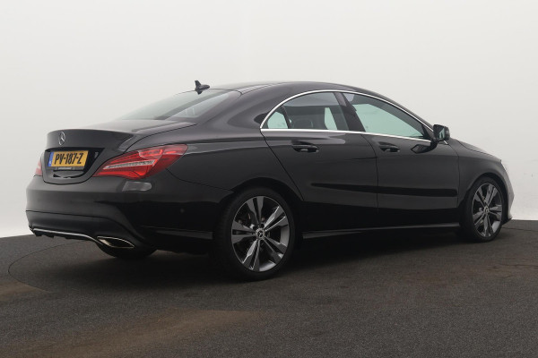 Mercedes-Benz CLA-Klasse 180 Business Solution(NL-auto, Goed OnderH, Navi Groot, StoelV, Cruise Con, Sportstoelen, Etc)