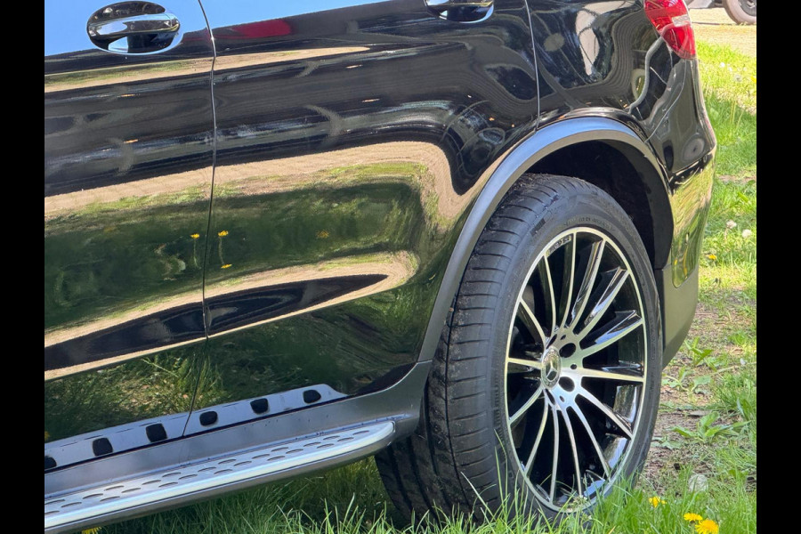 Mercedes-Benz GLC 250 4MATIC Premium AMG Burmester