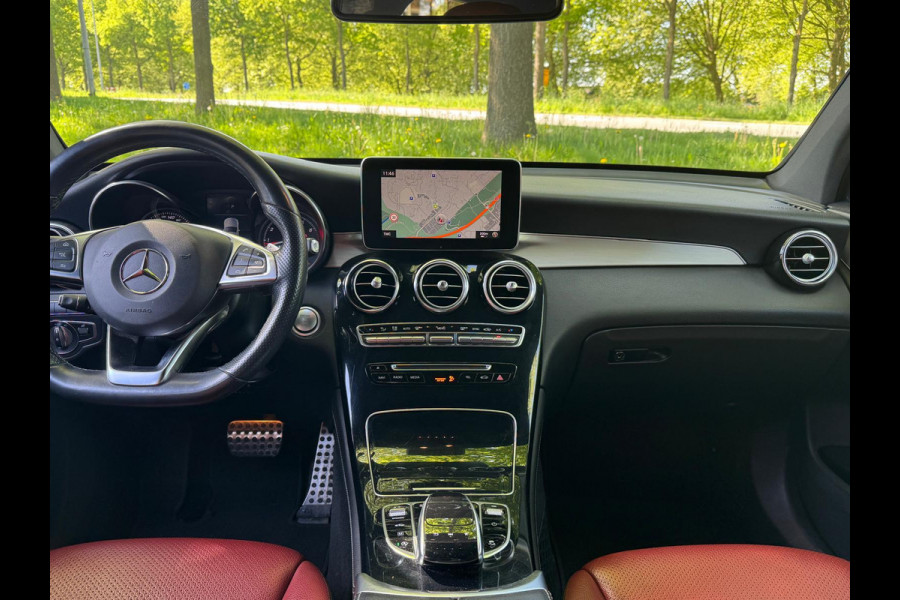 Mercedes-Benz GLC 250 4MATIC Premium AMG Burmester