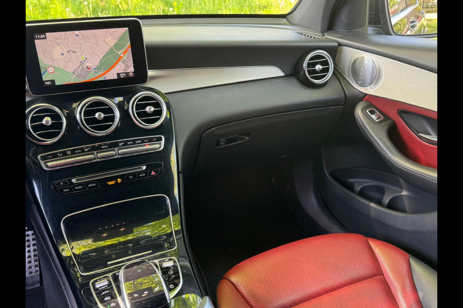 Mercedes-Benz GLC 250 4MATIC Premium AMG Burmester