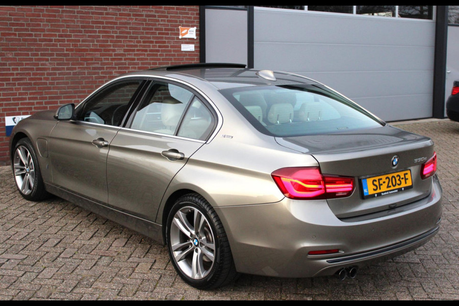 BMW 3-serie 330e Sport Line, Schuifdak (BTW-auto)