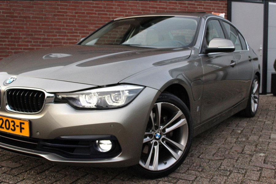 BMW 3-serie 330e Sport Line, Schuifdak (BTW-auto)