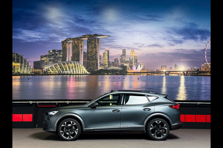CUPRA Formentor 1.5 TSI 12-2022|MatteGrijs|SportStoelen|Leder|Memory|Camera|
