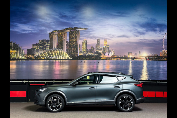 CUPRA Formentor 1.5 TSI 12-2022|MatteGrijs|SportStoelen|Leder|Memory|Camera|