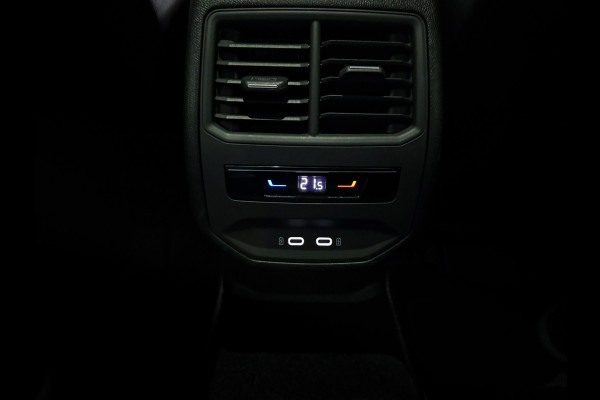 CUPRA Formentor 1.5 TSI 12-2022|MatteGrijs|SportStoelen|Leder|Memory|Camera|