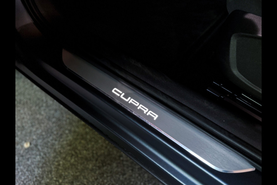 CUPRA Formentor 1.5 TSI 12-2022|MatteGrijs|SportStoelen|Leder|Memory|Camera|