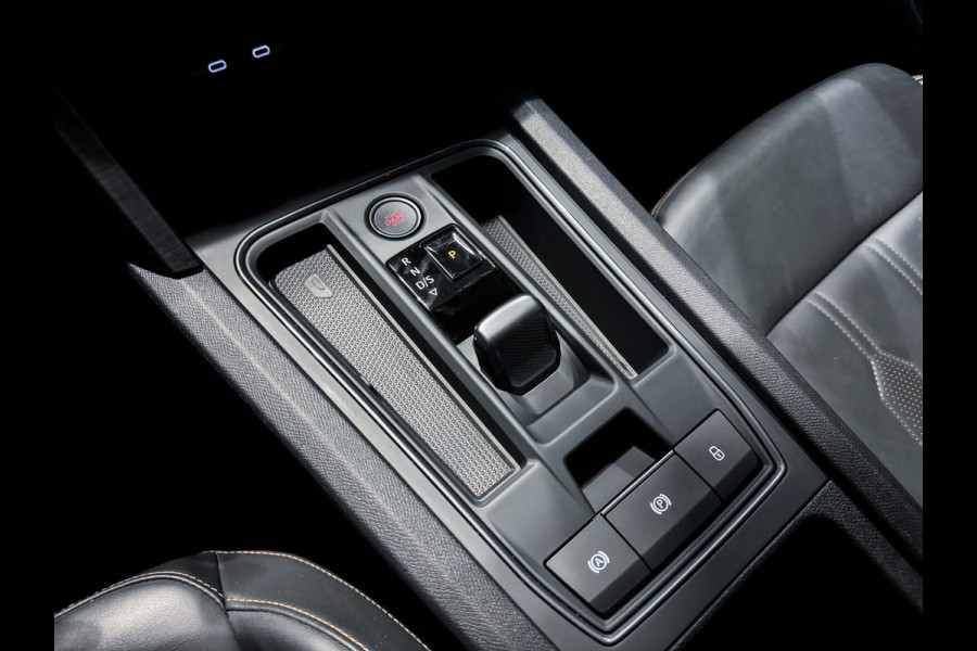 CUPRA Formentor 1.5 TSI 12-2022|MatteGrijs|SportStoelen|Leder|Memory|Camera|