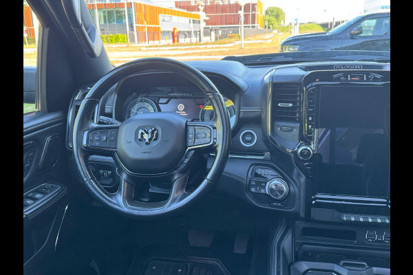 Dodge Ram 5.7 V8 4x4 Crew Cab Limited Night