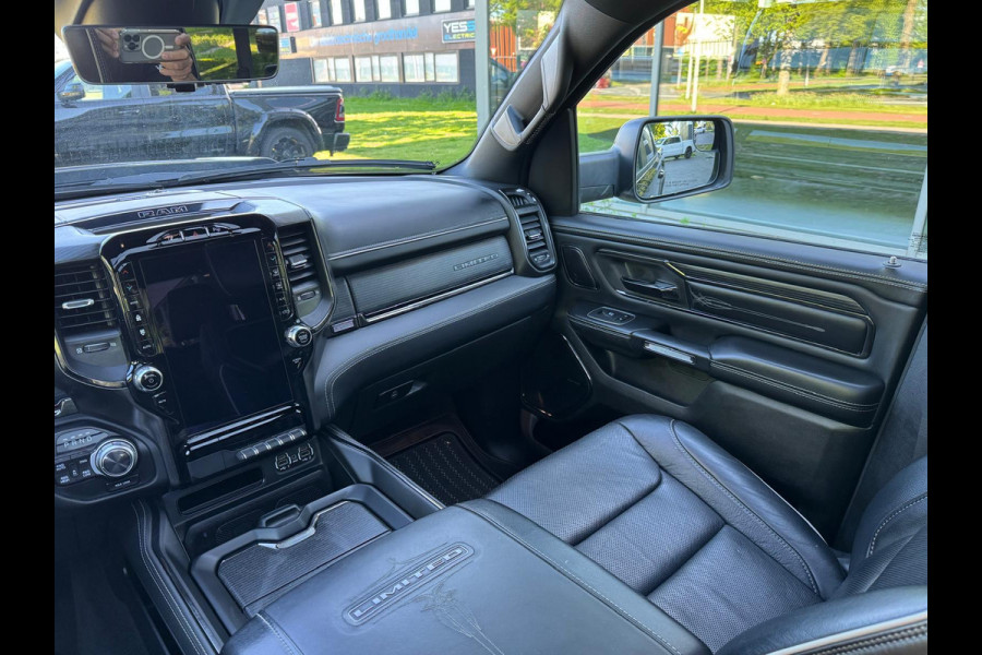 Dodge Ram 5.7 V8 4x4 Crew Cab Limited Night