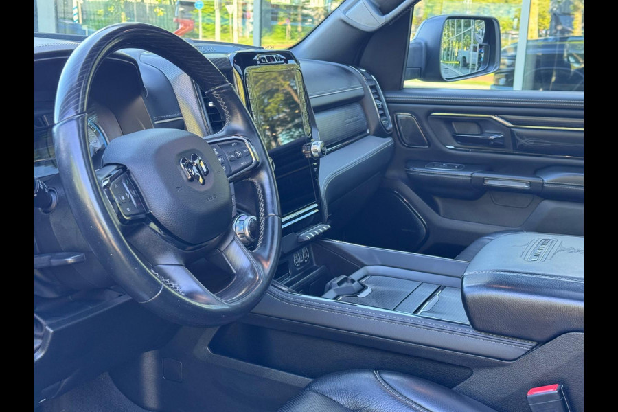 Dodge Ram 5.7 V8 4x4 Crew Cab Limited Night