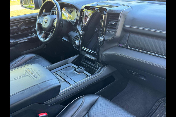 Dodge Ram 5.7 V8 4x4 Crew Cab Limited Night