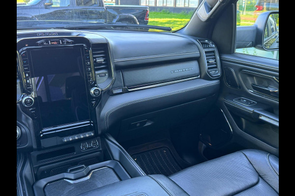 Dodge Ram 5.7 V8 4x4 Crew Cab Limited Night