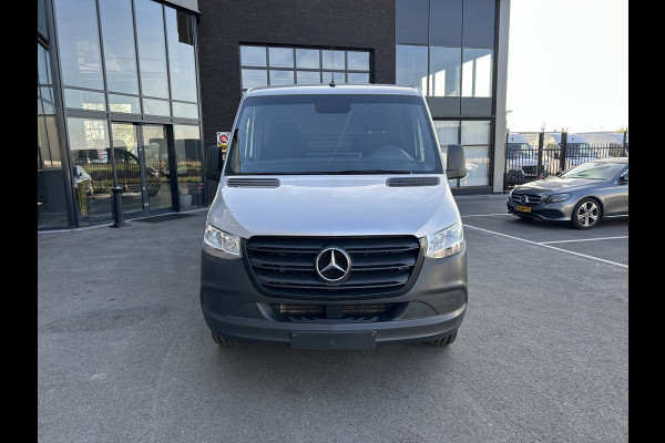 Mercedes-Benz Sprinter 315 CDI L2 H1 RWD / Trekhaak / MBUX / Camera / Carplay navigatie / Airco / 270 Graden achterdeuren